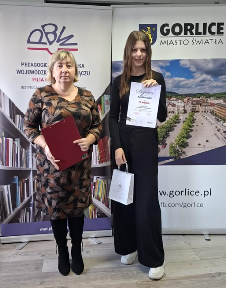 „Czytamy poezję Jana Kochanowskiego” - sukces uczennicy naszej szkoły