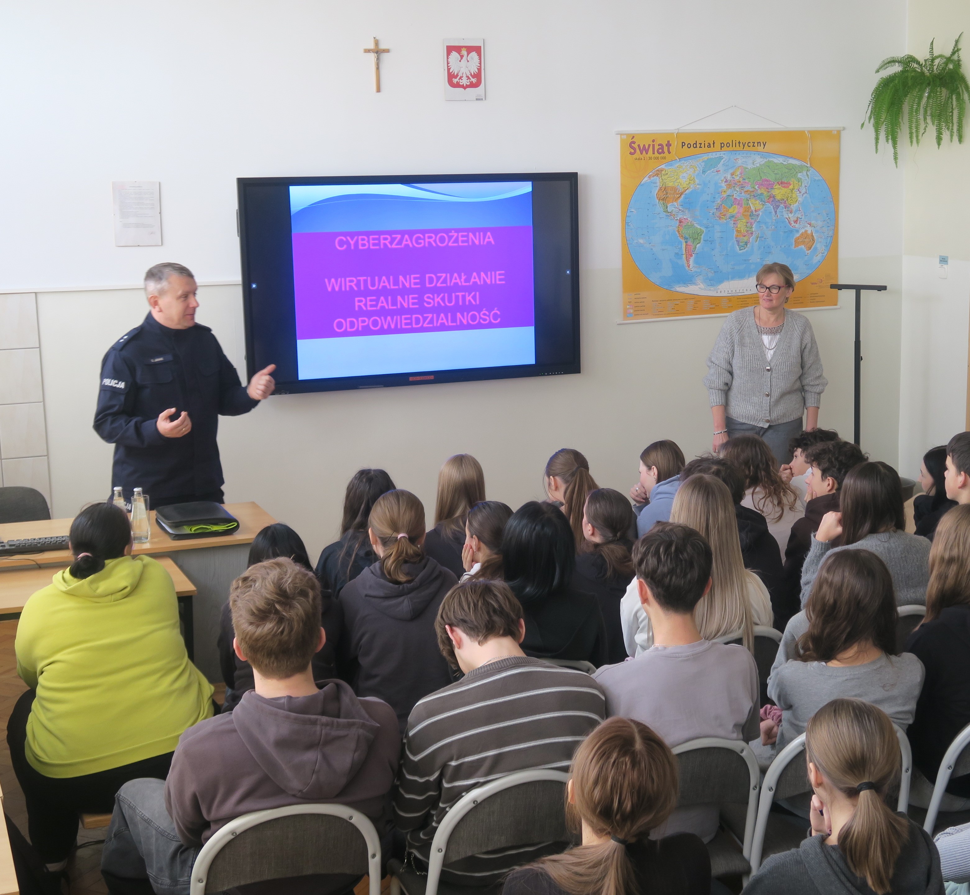 Policja w ZSO w Bobowej