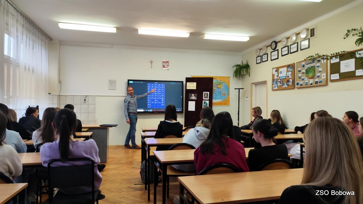 Spotkanie autorskie z Piotrem Lianą w ZSO w Bobowej